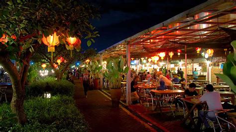  De Zen Soon Leong Market: Een Ontmoetingsplaats voor Culinaire Tradities en Kleurrijke Atmosfeer