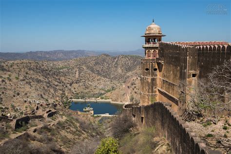  De Jaigarh Fort: Een imposant fort met adembenemende uitzichten over Jaipur!