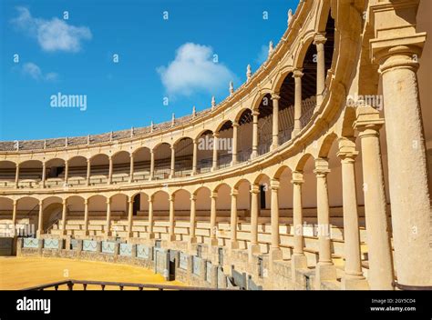 De Plaza de Toros de Ronda: Een historische arena met adembenemende uitzichten!